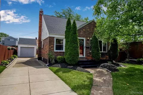 21 Fayette Ave, Buffalo, NY 14223