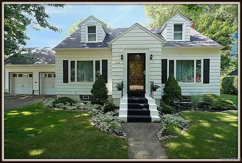 464 Lockport St, Porter, NY 14174