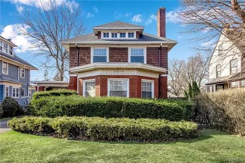 2850 Main St, Buffalo, NY 14214