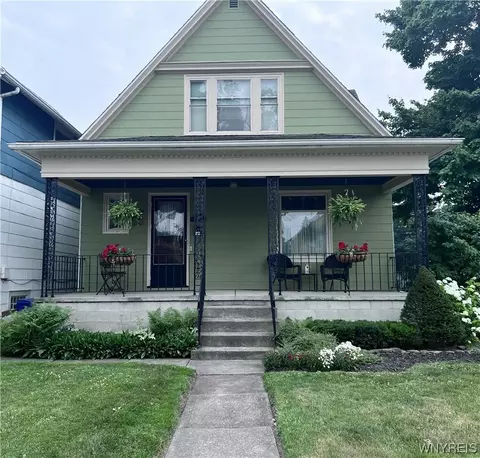 117 Downing St, Buffalo, NY 14220