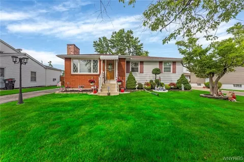 299 Brookside Ter, Tonawanda, NY 14150