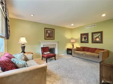 50 Mapleton Dr, Amherst, NY 14221 photo 10