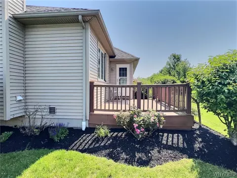 50 Mapleton Dr, Amherst, NY 14221 photo 21
