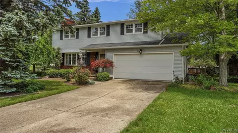 2 Preble Ct, West Seneca, NY 14224