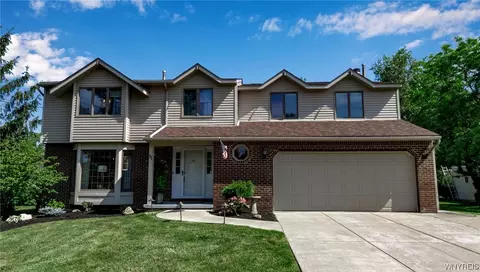 11 Schultz Rd, Orchard Park, NY 14127