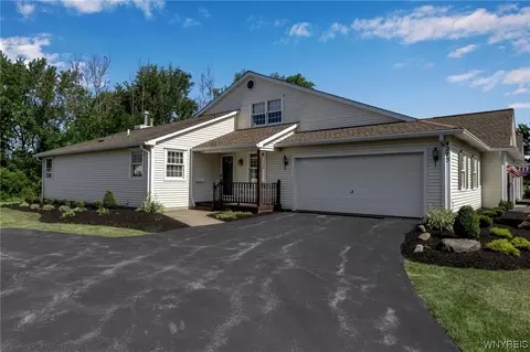 4275 Tisbury Ln, Hamburg, NY 14075