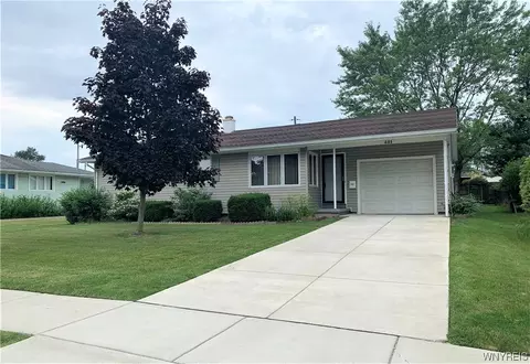 451 Woodgate Rd, Tonawanda, NY 14150