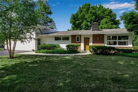 1579 Lakeview Rd, Lake View, NY 14085