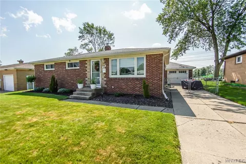 184 Lee St, Depew, NY 14043