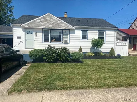 126 Wabash Ave, Cheektowaga, NY 14206