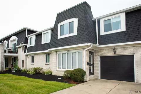 116 Harrogate Sq, Amherst, NY 14221