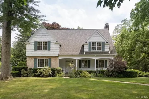 85 Rosedale Ave, Hamburg, NY 14075