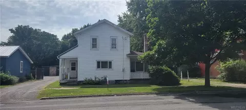 194 Clinton St, Lockport, NY 14094