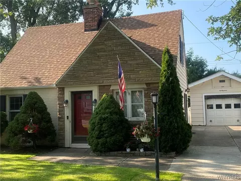 200 Koenig Rd, Tonawanda, NY 14150