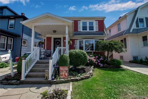 147 Warren Ave, Kenmore, NY 14217