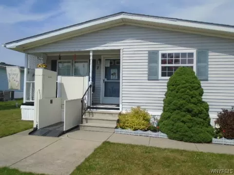 7 Cypress Rd, Cheektowaga, NY 14227