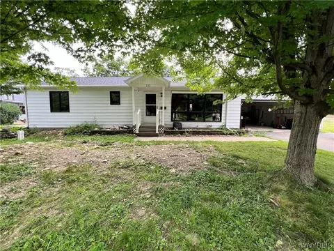 122 Broadway Rd, Persia, NY 14070
