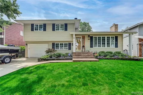 23 Wedgewood Dr, Tonawanda, NY 14150