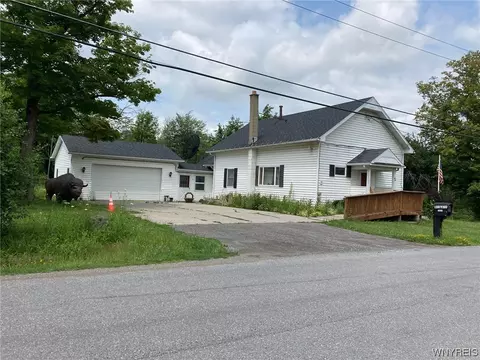 388 Lapp Rd, Bennington, NY 14004