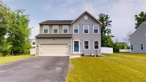 1323 Whitehaven Rd, Grand Island, NY 14072