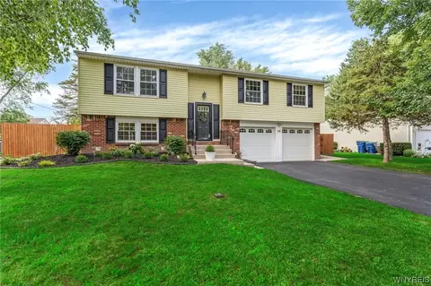 58 W Klein Rd, Amherst, NY 14221