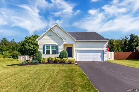 3769 Captains Way, Wheatfield, NY 14120