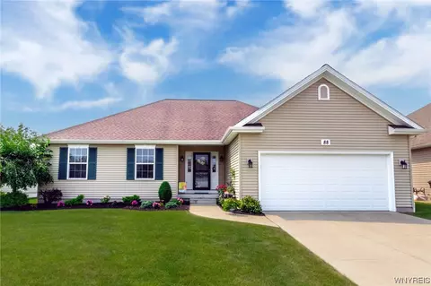 88 Cottagewood Ln, Grand Island, NY 14072