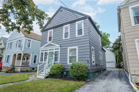 5 Margaret Pl, Batavia, NY 14020