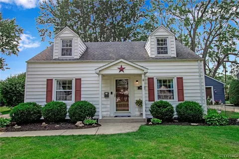 304 Hedstrom Dr, Amherst, NY 14226