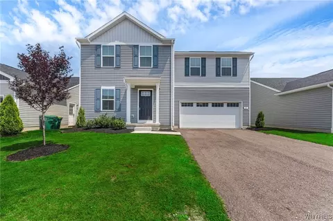 57 Allie Ln, Hamburg, NY 14075