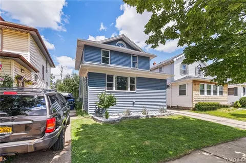 202 Taunton Pl, Buffalo, NY 14216