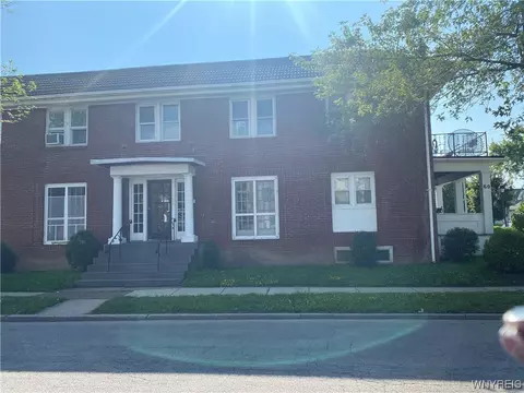 60 Eiseman Ave, Tonawanda-town, NY 14217