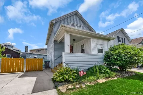 27 Virginia St, Tonawanda, NY 14150