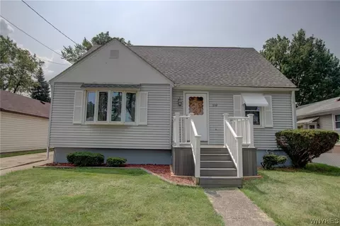 132 Helen Ave, Blasdell, NY 14219