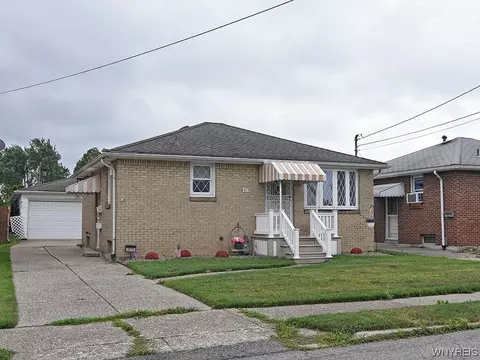 413 Weimar St, Buffalo, NY 14206