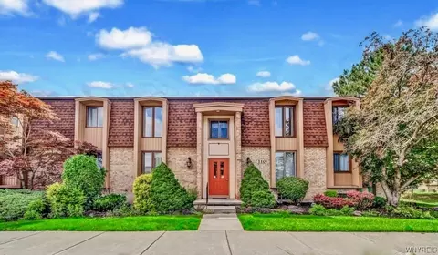 110 Groton Dr #3, Amherst, NY 14228