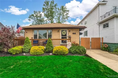 400 Downing St, Buffalo, NY 14220