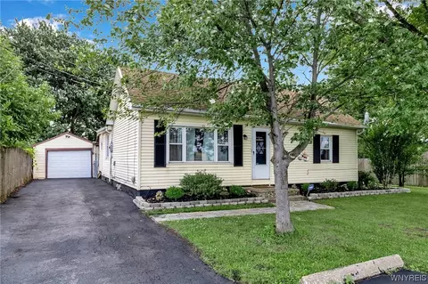 6683 Walmore Rd, Wheatfield, NY 14304