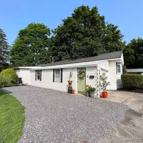 3902 Lockport Olcott #75, Lockport, NY 14094