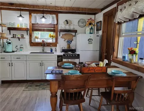 102 Summerset Dr, Java, NY 14009 photo 5