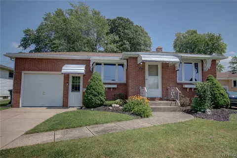 45 Banko Dr, Depew, NY 14043