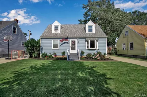 93 Milsom Ave, Cheektowaga, NY 14227
