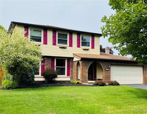 6114 Berkley Dr, Orchard Park, NY 14127