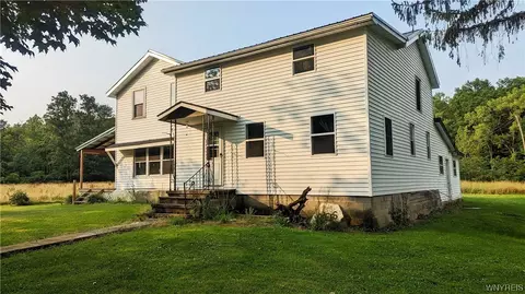 8136 Higgins Creek Rd, Fillmore, NY 14735