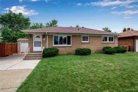 14 Vern Ln, Cheektowaga, NY 14227