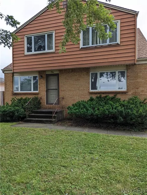 254 N Creek Dr, Cheektowaga, NY 14225