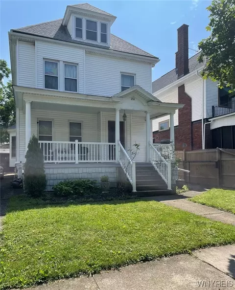 201 Voorhees Ave, Buffalo, NY 14214
