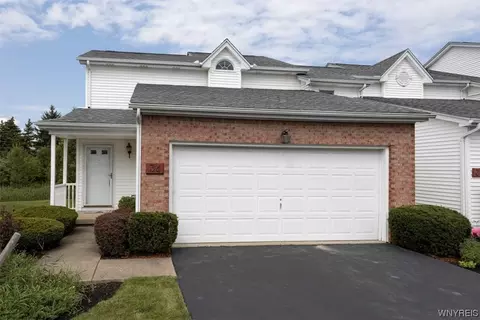34 Foxwood Row, Depew, NY 14043