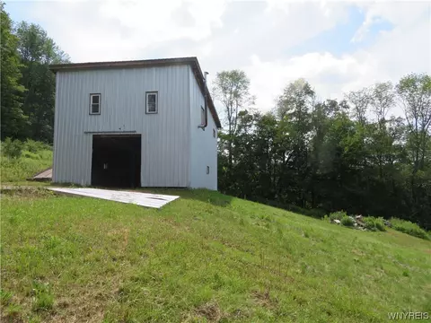 3445 Wolf Run Rd, Clarksville, NY 14727