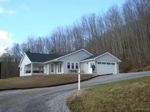 5459 W Shore Rd, Hinsdale, NY 14743